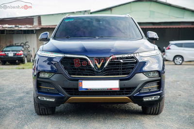 Xe VinFast Lux SA 2.0 Plus 2.0 AT 2021