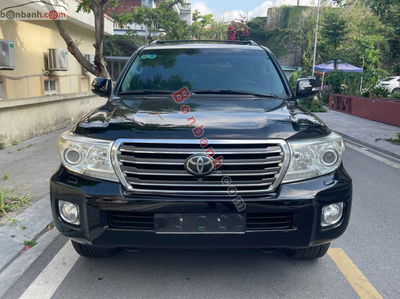 Xe Toyota Land Cruiser 5.7 V8 2012