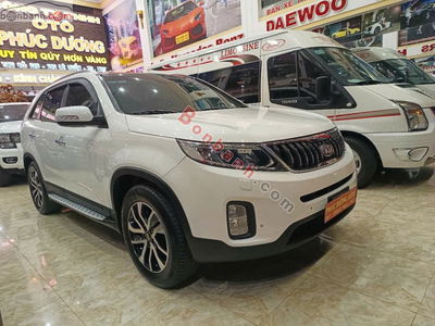 Xe Kia Sorento 2.2 DAT Premium 2019