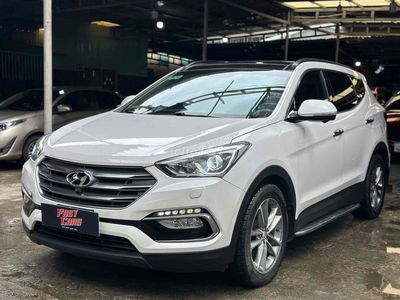 Hyundai Santa Fe 2016 2.4 AT 4 WD - 126000 km