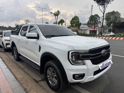 Ford Ranger 2025 XLS 2.0L 4x4 AT lướt 12000 km