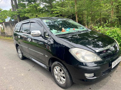 Toyota Innova 2006 G - 126000 km
