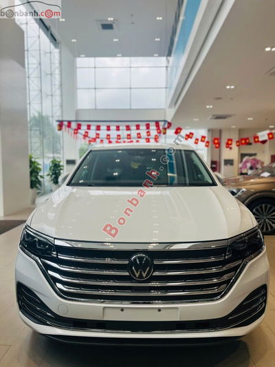 Xe Volkswagen Viloran Luxury 2025