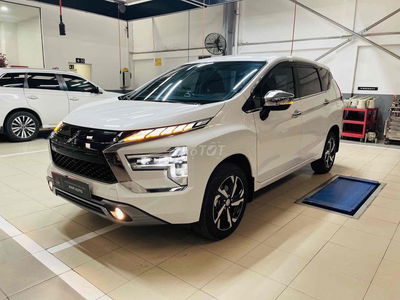 Mitsubishi Xpander 2024 Premium trắng - 24000 km