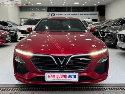 Xe VinFast Lux A 2.0 Base 2.0 AT 2021