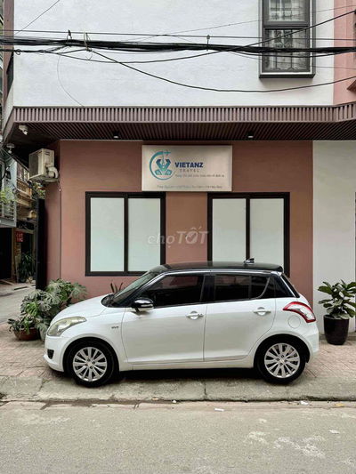 Suzuki Swift 2016 1.4 AT - 50000 km