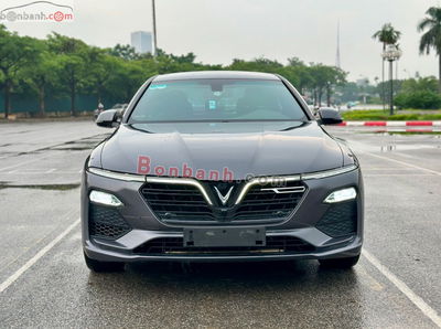 Xe VinFast Lux A 2.0 Base 2.0 AT 2019