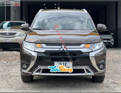 Xe Mitsubishi Outlander 2.0 CVT 2022