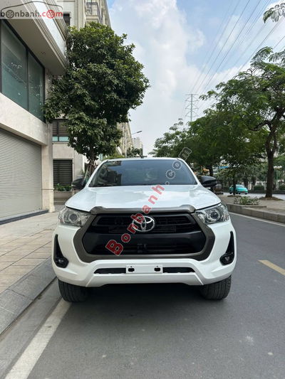 Xe Toyota Hilux 2.4L 4x2 MT 2020