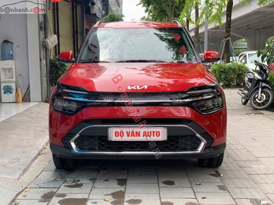 Xe Kia Carens 1.5G Luxury 2023