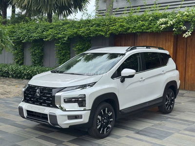 XPANDER CROSS FACELIST MY 26 MỚI 100%+TIỀN MẶT