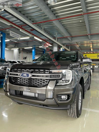 Xe Ford Ranger XLS 2.0L 4x2 AT 2025