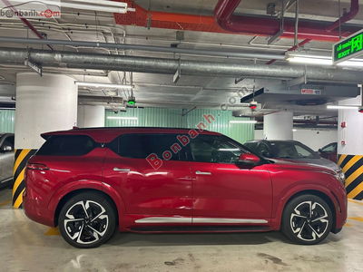 Xe VinFast VF9 Plus 2025