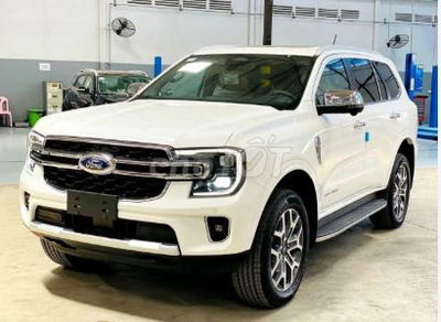 Ford Everest giảm tiền mặt khủng kèm quà tặng