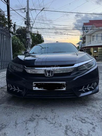Honda Civic 2018 1.5L Vtec Turbo - 47000 km