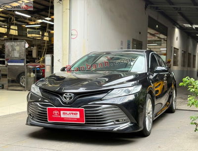 Xe Toyota Camry 2.5Q 2019