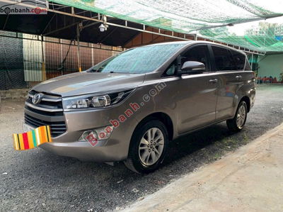 Xe Toyota Innova 2.0G 2017