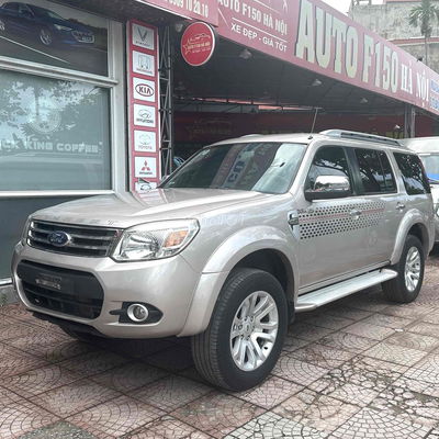 Ford Everest 2015 2.5L 4x2 MT - 110000 km