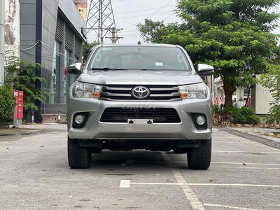 Toyota Hilux 2019 2.4E 4x2 MT - 180000 km