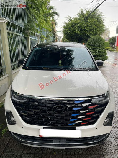 Xe Hyundai Custin Cao Cấp 2.0T 2024