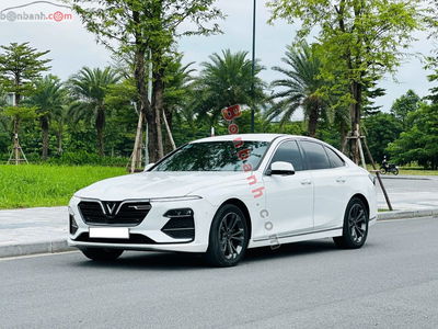 Xe VinFast Lux A 2.0 Plus 2.0 AT 2021
