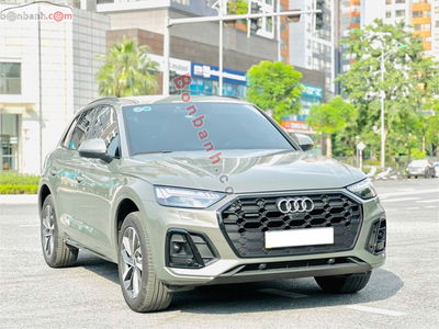 Xe Audi Q5 Black Edition 45 TFSI Quattro 2024