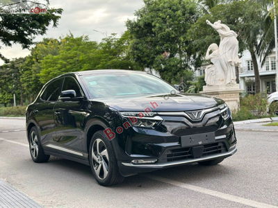 Xe VinFast VF8 Eco AWD 2023