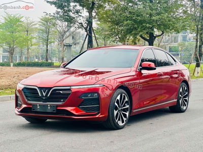 Xe VinFast Lux A 2.0 Premium 2.0 AT 2019