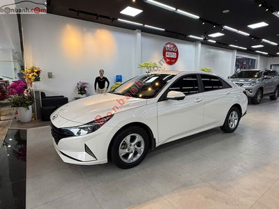 Xe Hyundai Elantra 1.6 AT Tiêu chuẩn 2022