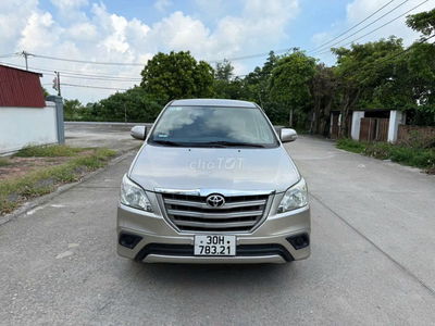 Toyota Innova 2015 - 10000 km,số sàn