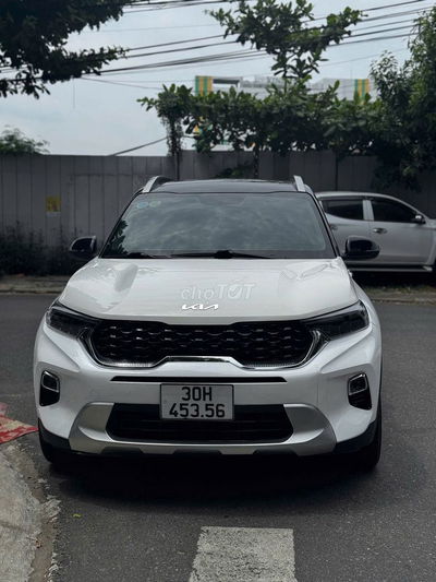 Kia Sonet 2022 Luxury 1.5 AT - 50000 km