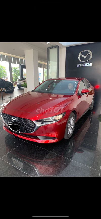 Mazda 3 2022 1.5L Deluxe - 6000 km
