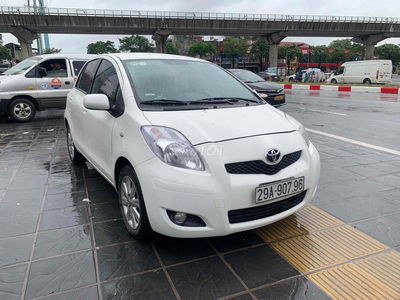 Toyota Yaris 2010 1.3 AT - 15000 km