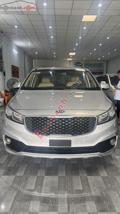 Xe Kia Sedona 2.2L DATH 2017