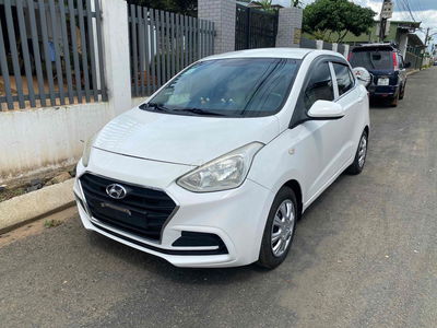 Hyundai Grand i10 2017 Grand 1.2 MT Base - 1900 km