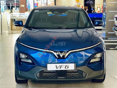 VinFast VF6 Eco 2025