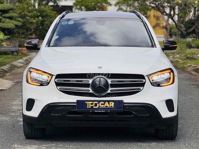 Mercedes GLC200 4Matic 2021 Trắng Kem