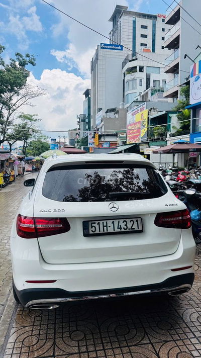 Mercedes Benz GLC 2019 300 4Matic - 67999 km