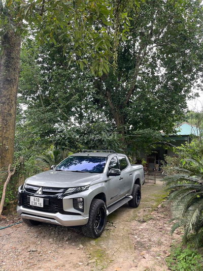 Mitsubishi Triton 2019 4x2 AT Mivec Premium - 1030