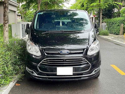 FORD TOURNEO TITANIUM 2021 LÊN VIP ĐI ÍT