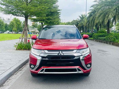 Mitsubishi Outlander 2022 2.0 CVT hơn 5 vạn km!