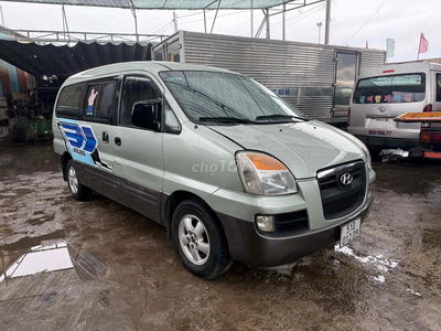 Hyundai Starex 2005 -6N 800kg xe rất zin.