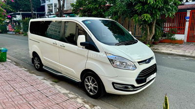 Ford Tourneo 2.0 Eco boost Titanium 2020 chuẩn 52k