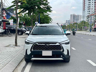 Toyota Cross 1.8V 2022 Trắng Lướt 2 vạn km