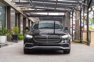 Mercedes Benz E200 Exclusive 2023 - Bank 90%