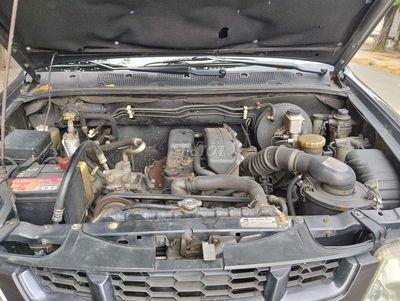 Isuzu Hi Lander 2005 LX - 321584 km