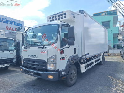 Xe Isuzu FRR 90NE5 2025