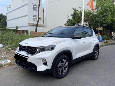Kia Sonet 2023 số tự động màu trắng