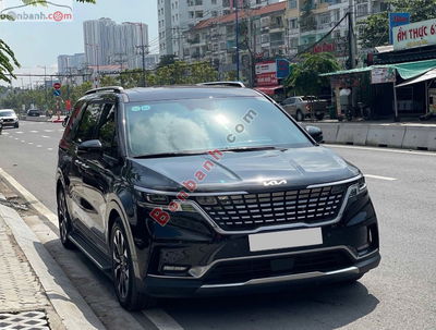 Xe Kia Carnival Signature 2.2D 2024