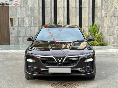 Xe VinFast Lux A 2.0 Plus 2.0 AT 2020